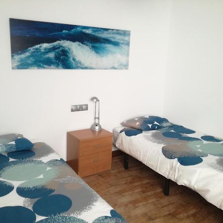 Surfhouse Hostel Famara Teguise  Ngoại thất bức ảnh