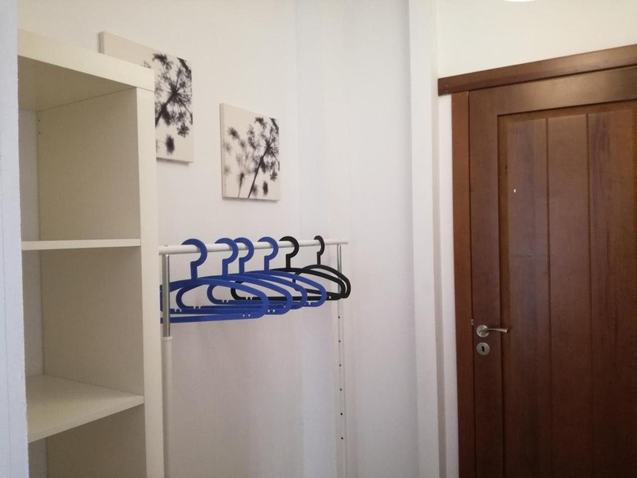 Surfhouse Hostel Famara Teguise  Ngoại thất bức ảnh