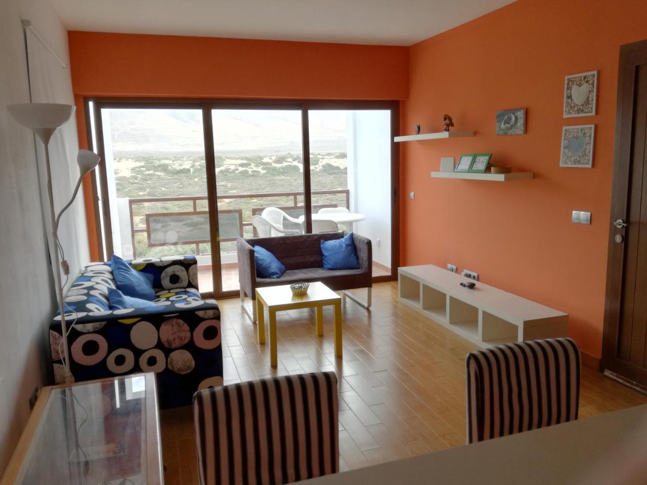 Surfhouse Hostel Famara Teguise  Ngoại thất bức ảnh