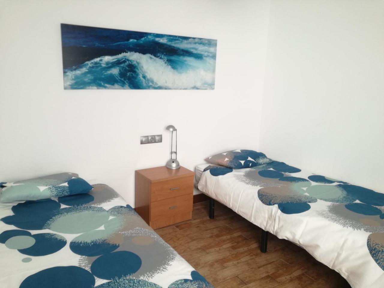 Surfhouse Hostel Famara Teguise  Ngoại thất bức ảnh